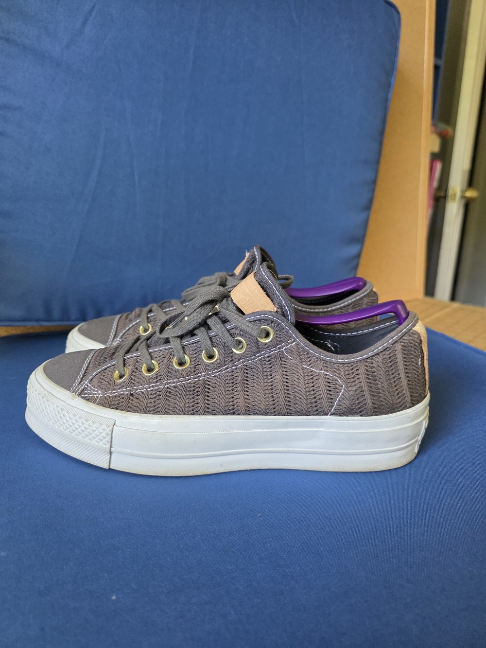 Converse Chuck Taylor All Star Gray Canvas Platform Sneakers Women's 9 Mens 7
